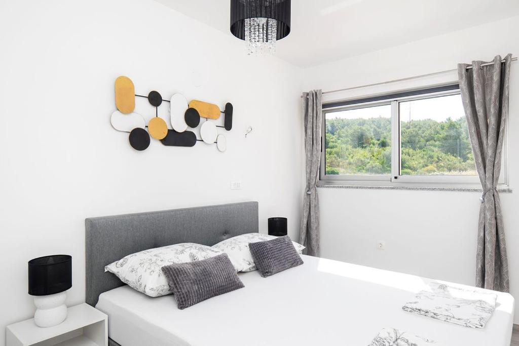 Apartments Grubisic - Sibenik - Parking Included Ruang foto